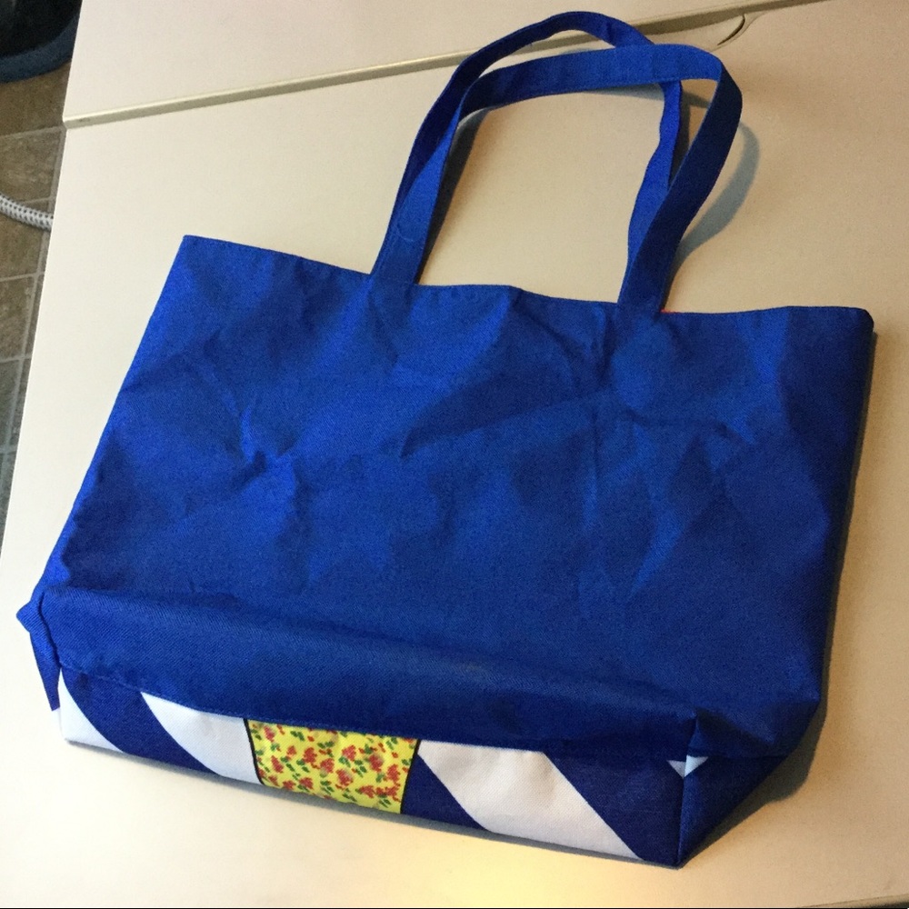 Summer Tote Bag - Picture 2 of 3